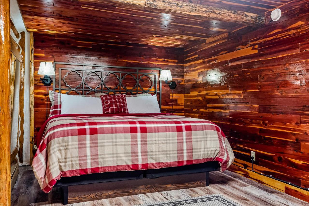Log Cabin Inn 유레카 스프링스 외부 사진