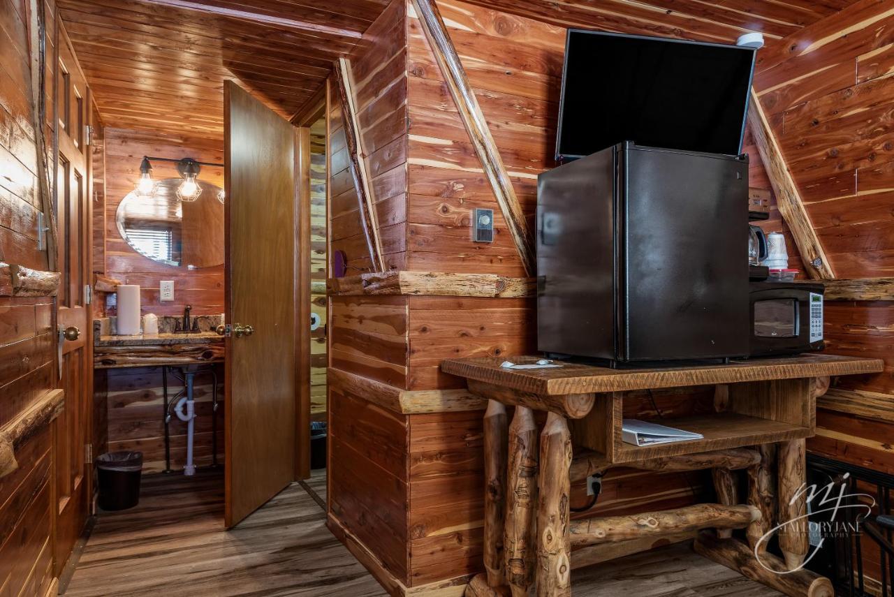 Log Cabin Inn 유레카 스프링스 외부 사진