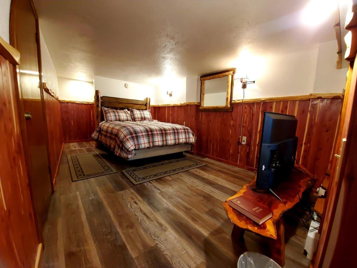 Log Cabin Inn 유레카 스프링스 외부 사진
