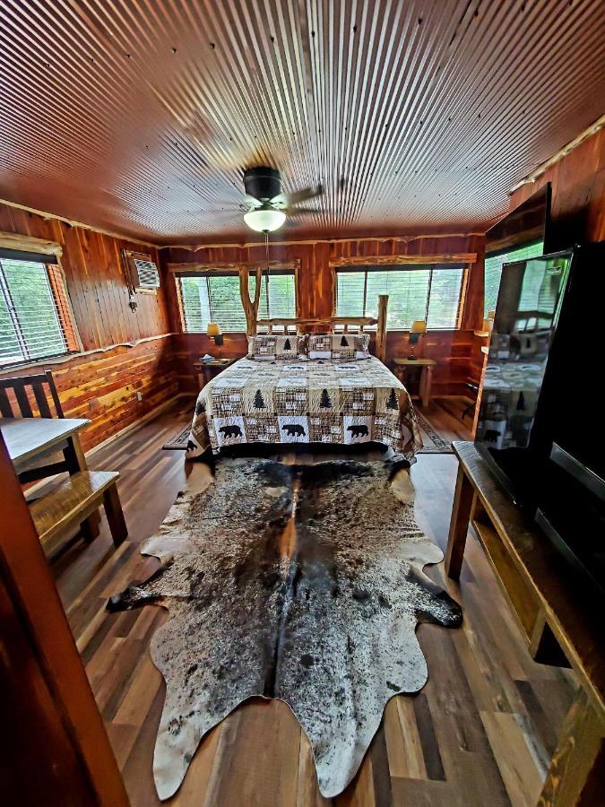 Log Cabin Inn 유레카 스프링스 외부 사진