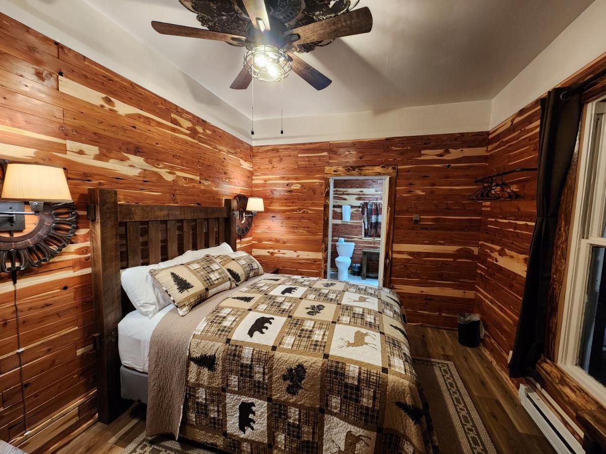 Log Cabin Inn 유레카 스프링스 외부 사진