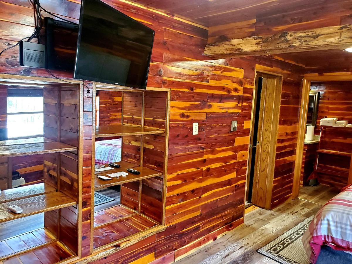 Log Cabin Inn 유레카 스프링스 외부 사진